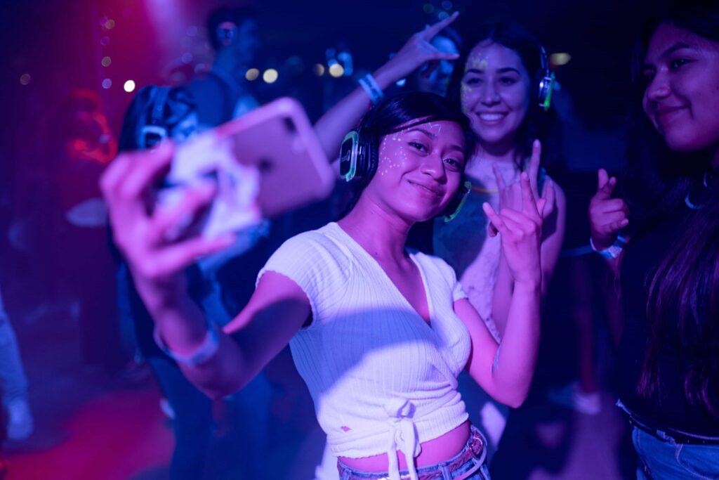 Davao singles like to have fun
